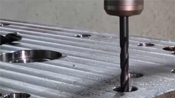 附近哪里有塑胶制品厂