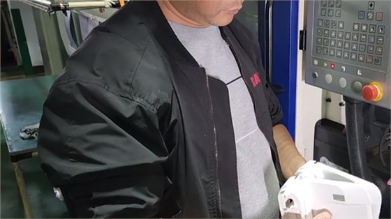 寻求注塑加工厂家