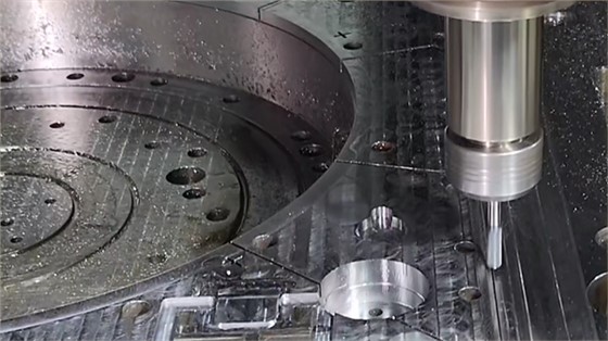 制造塑料模具公司的作用主要提现在模具