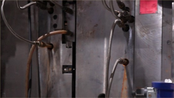 东莞扫地机器人模具也要说说减振垫铁的调整