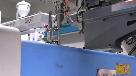 东莞定做塑胶模具配件加工长时间的注意事项