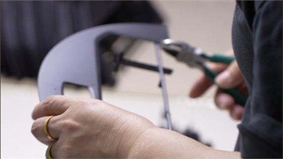 扫地机开模注塑定制设计注意事项之一