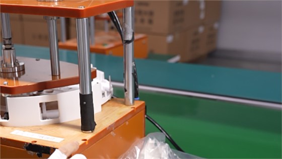 东莞注塑成型厂简单介绍加工中的U型槽