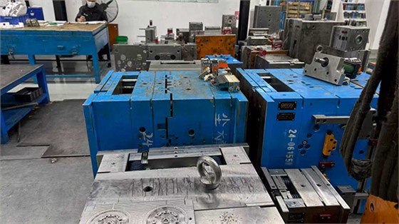 扫地机开模注塑塑料模具润滑的关键要素