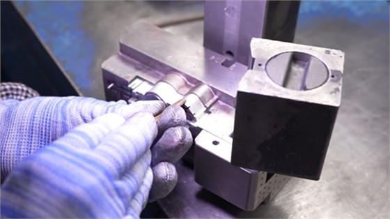 扫地机器人ODM厂家注塑模具排气系统的4大核心认知