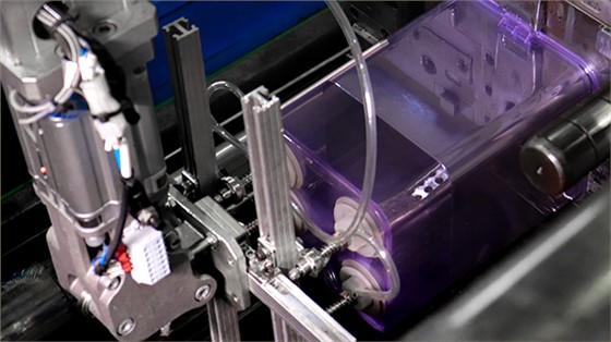 扫地机开模注塑定制：塑件表面光泽不良的成因与改善方案