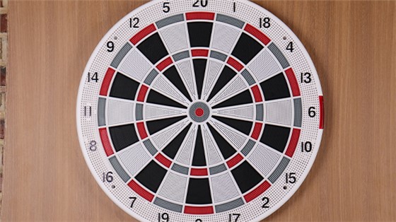 飞镖靶加工厂家注塑拉丝问题的成因与解决方案