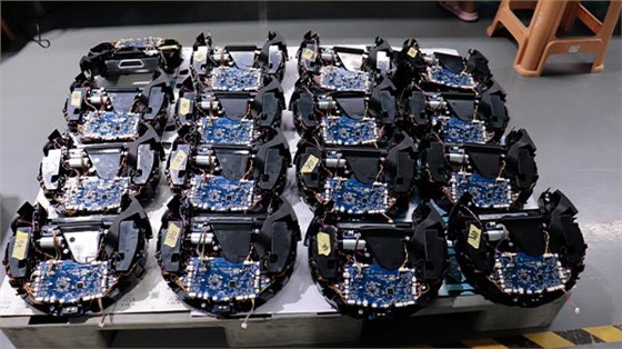 东莞扫地机开模注塑加工-东莞大银实力厂家