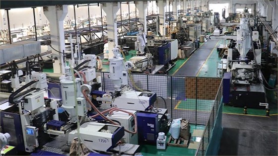 东莞注塑成型塑胶模具-东莞大银实力厂家