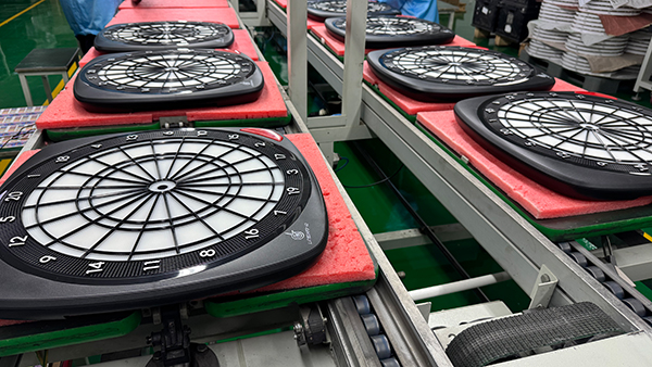 飞镖靶加工厂家电话专注注塑加工生产塑料件 飞镖靶加工厂家电话专注注塑加工生产塑料件