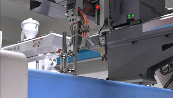 扫地机器人注塑外壳厂家的选择要认准这些方面 扫地机器人注塑外壳厂家的选择要认准这些方面