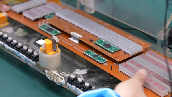 东莞大型注塑产品加工浅谈铜公在加工中的作用 东莞大型注塑产品加工浅谈铜公在加工中的作用