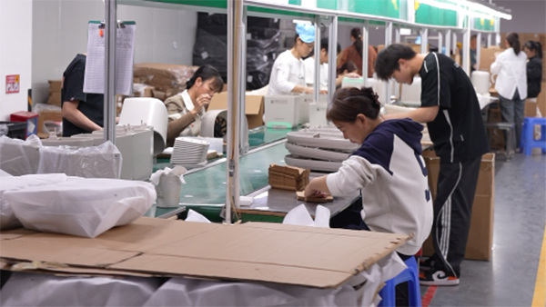 清洁扫地机模具怎样选择冲压拉伸模具的定位方式