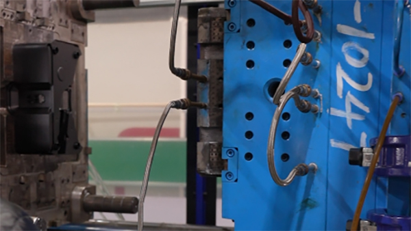 东莞注塑厂家:高速注塑加工的核心工艺条件与实操要点 东莞注塑厂家:高速注塑加工的核心工艺条件与实操要点