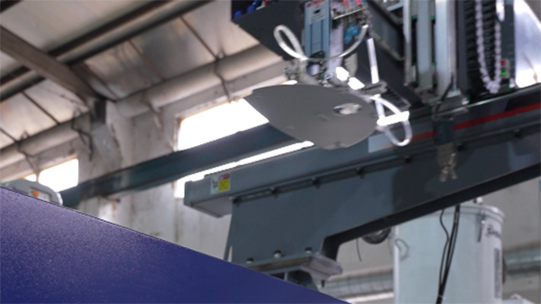 扫地机器人模具技术突破:聚焦用户场景的模具创新与未来展望 扫地机器人模具技术突破:聚焦用户场景的模具创新与未来展望