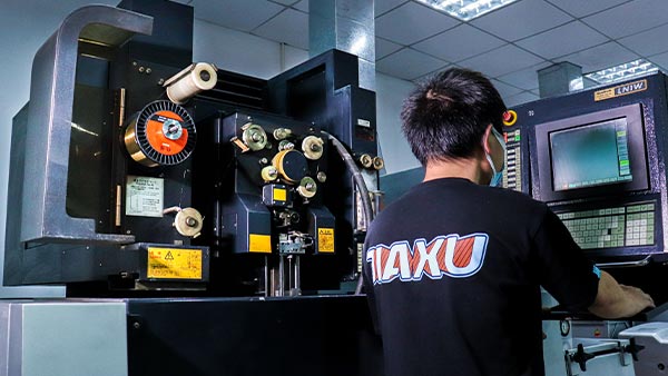 东莞订制塑胶模具厂,东莞塑胶注塑模具加工厂