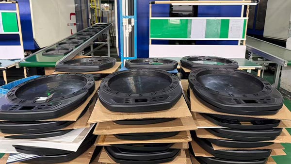 东莞家电注塑加工厂家：透明塑件（PC件）缩孔问题解决方案