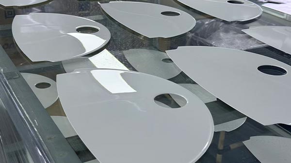 东莞注塑加工厂：大银塑胶模具温度控制核心要点解析