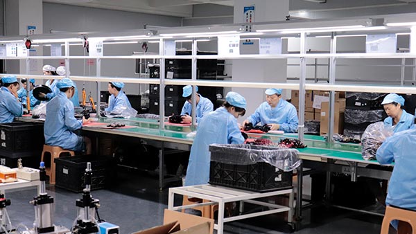 扫地机塑料模具加工厂：标准化抛光工艺铸就卓越品质