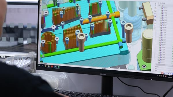 OEM注塑产品代工从零到量产：品牌商必须掌握的四个关键节点