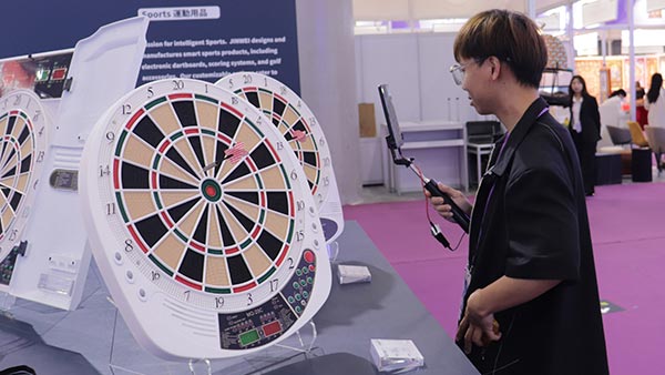 大型塑胶模具注塑_大吨位注塑加工_大银塑胶