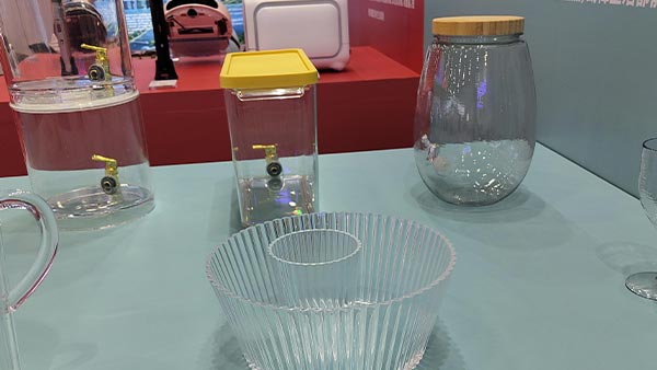 东莞塑胶模具生产商_专业塑胶模具制造厂家_大银
