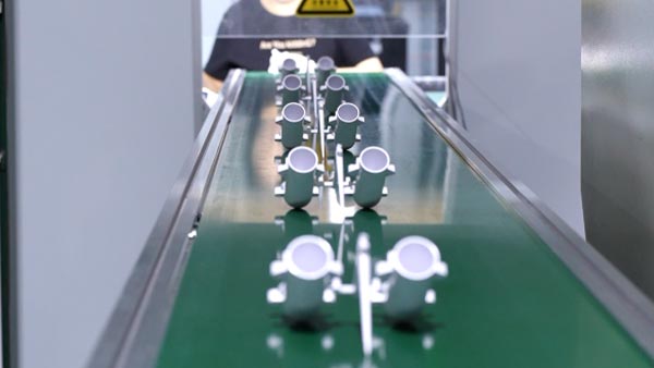 塑胶餐具模具制造厂_食品级餐具模具定制_大银塑胶